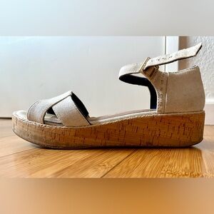 TOMS Harper Cork Platform Sandals - 10